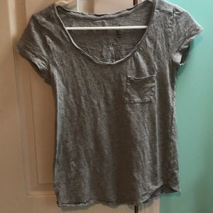 Grey tee shirt
